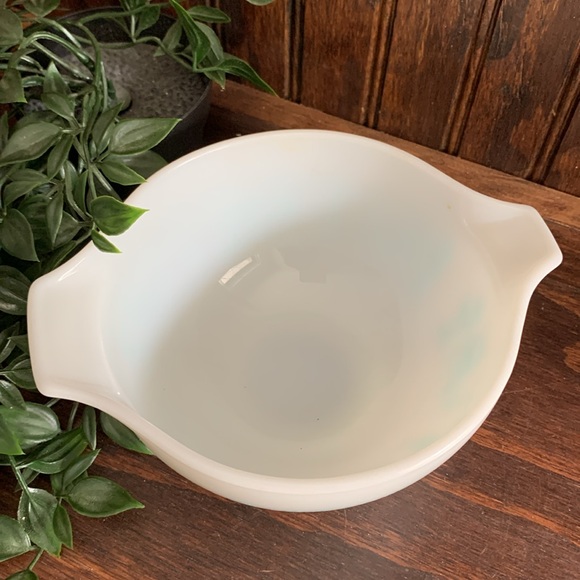 Pyrex Nesting Bowl - Picture 2 of 4